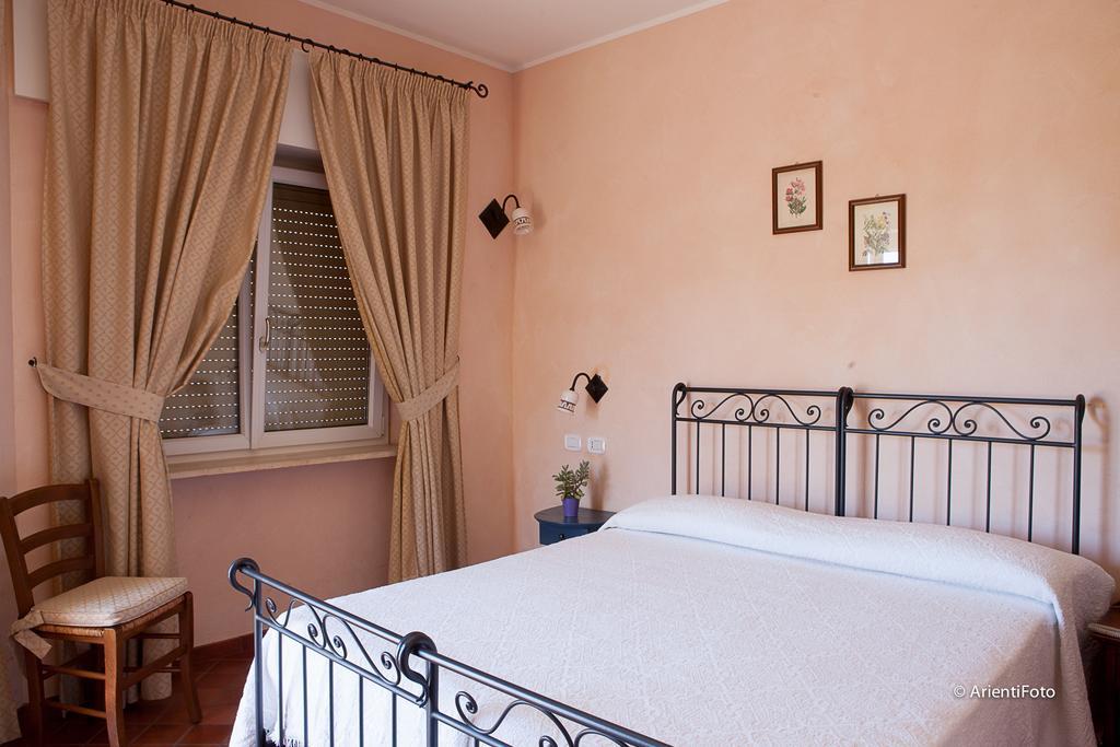 Albergo Del Lago Capalbio Oda fotoğraf